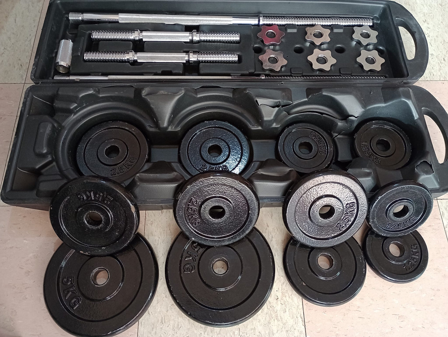 Kit Fitness Premium 50 kg en Hierro macizo + Barra  + Estuche